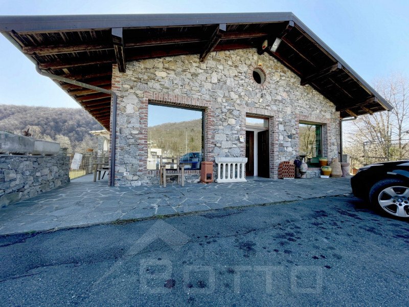 Novara Single House In Ghevio, Piedmont, Italy For Sale (12709841)