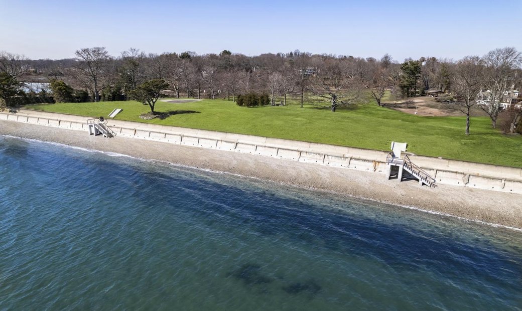 Magnificent Lot On Beachside Avenue In Westport, Connecticut, United