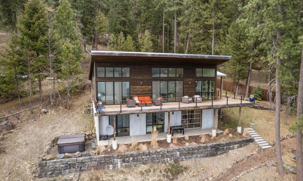 Marion Waterfront Estate In Harrison, Idaho, United States For Sale