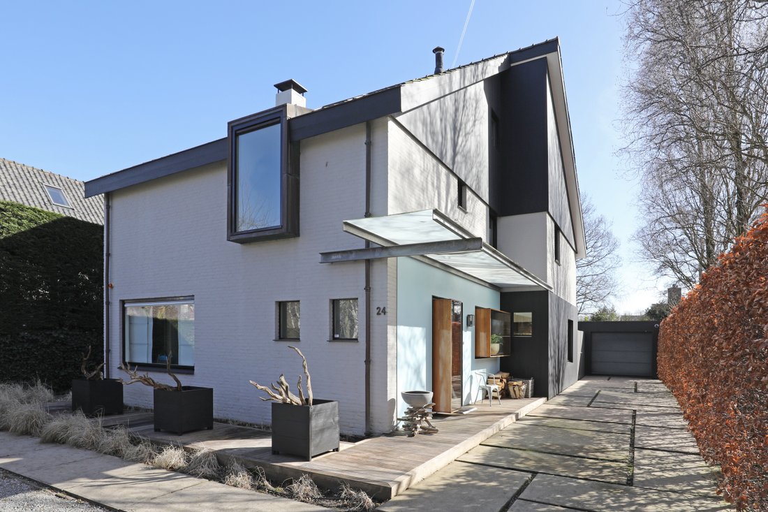 Beautiful Spacious Villa Near The Town In Bergen, North Holland, Netherlands For Sale (12717182)