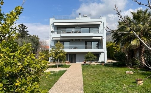 Villa in Kalyvia Thorikou, Attika, Griechenland 1