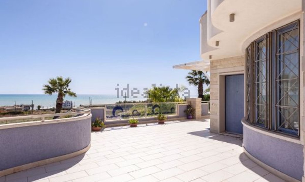 Ragusa Villa In Donnalucata, Sicily, Italy For Sale (12712788)