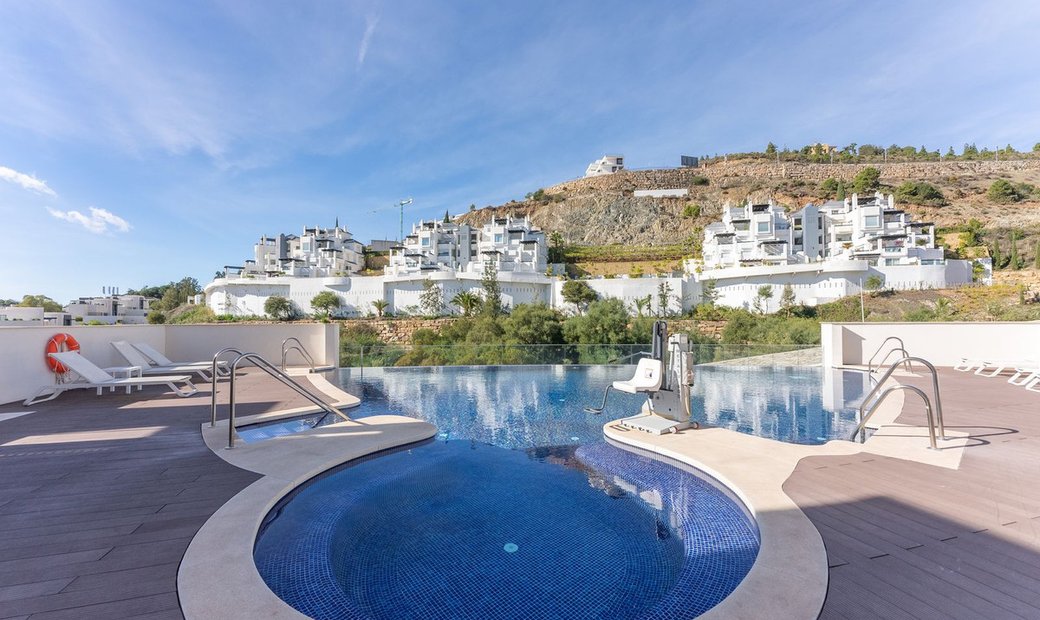 La Quinta Apartments / Apartment In Marbella, Andalusia, Spain For Sale