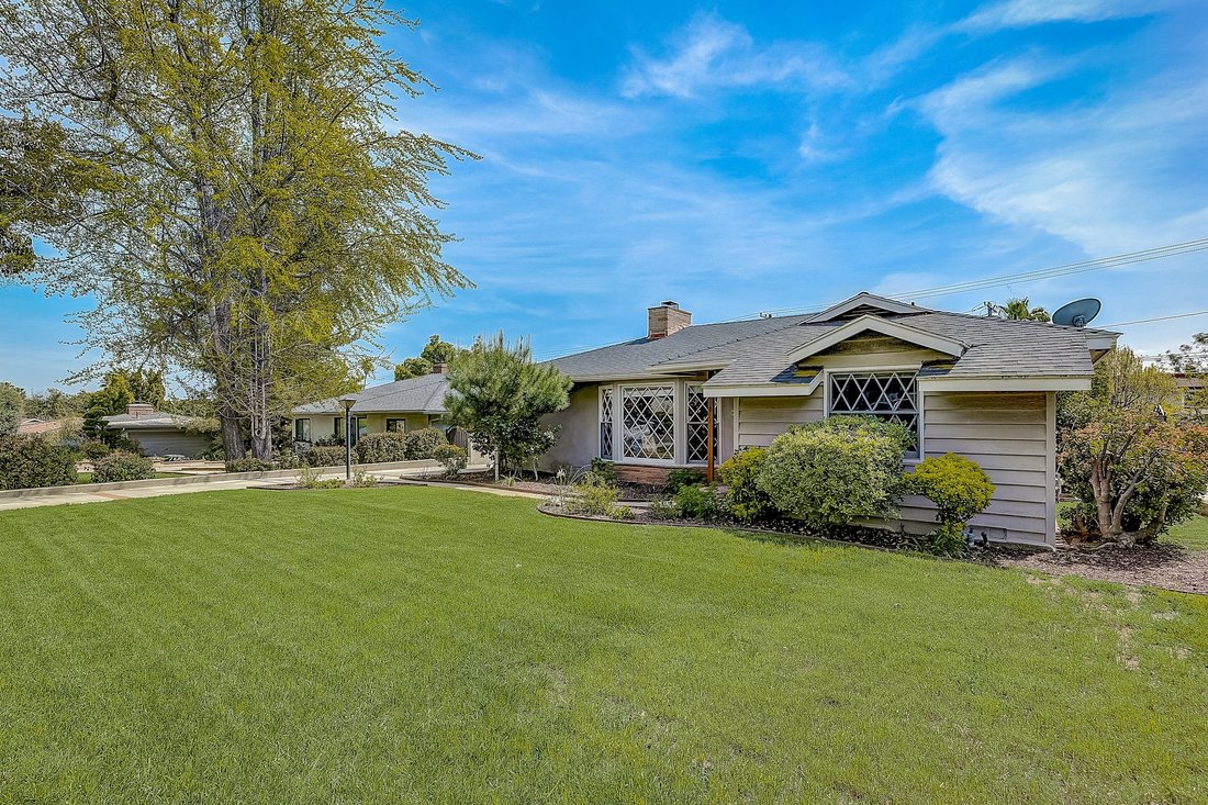 3620 Hampton Rd In Altadena, California, United States For Sale (12718358)