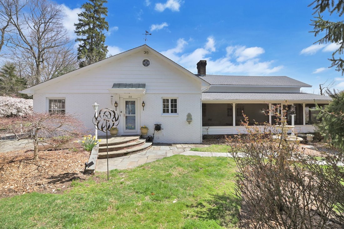 88 Vreeland Avenue, ,, Nj, 07432 In Midland Park, New Jersey, United States For Sale (12715257)