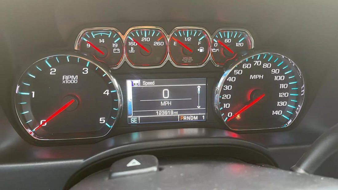 2015 Chevrolet Silverado In Harrisonville, Missouri, United States For