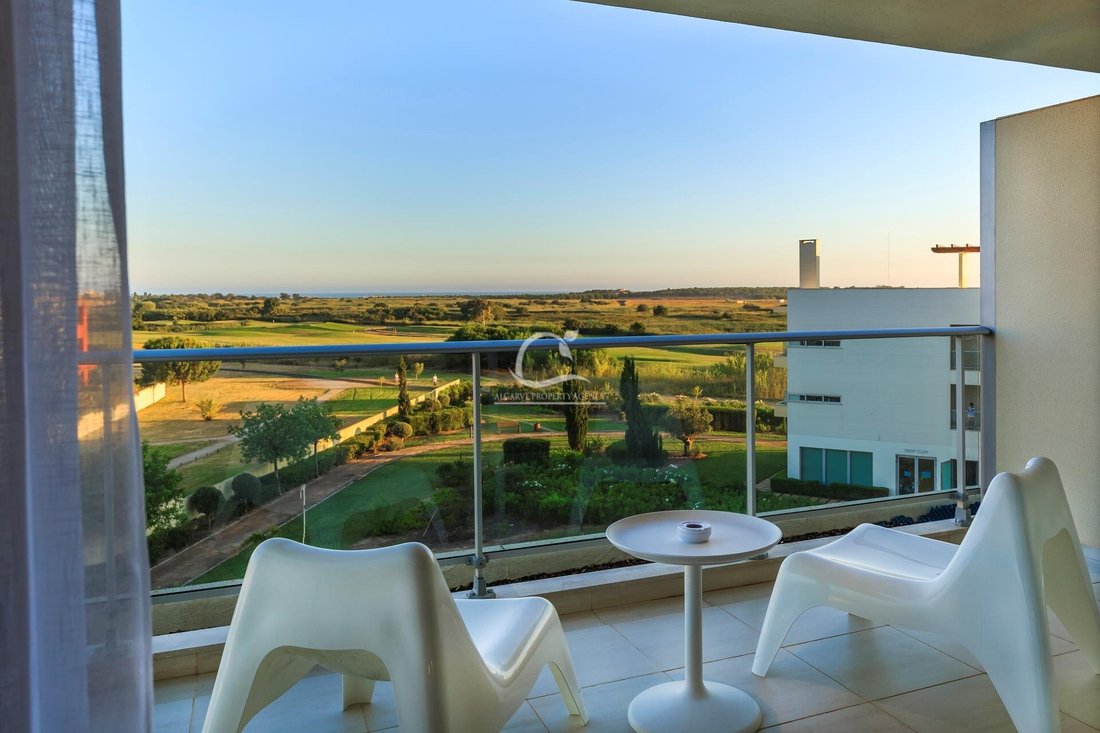 Apartment in Vilamoura, Quarteira, Algarve 1 - 12715432