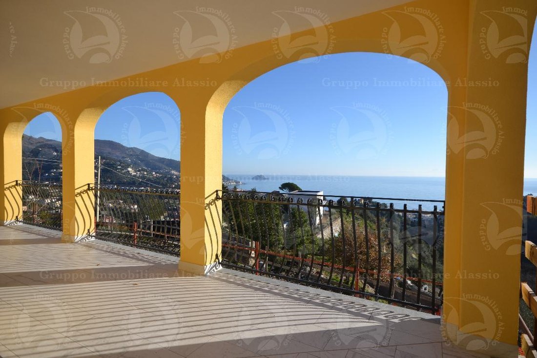 Villa in Western Hill, Alassio, Liguria 2 - 12718938