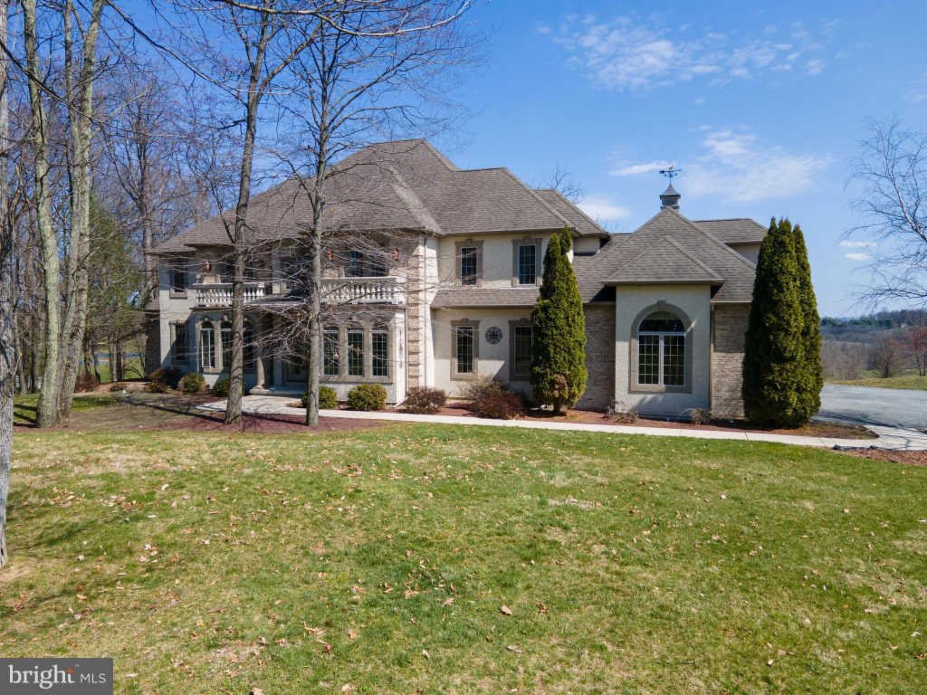 Single Family Detached Bath In Bath, Pennsylvania, United States For Sale (12711222)