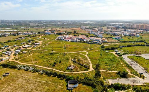 Terreno en Faro (Se y Sao Pedro), Algarve, Portugal 1