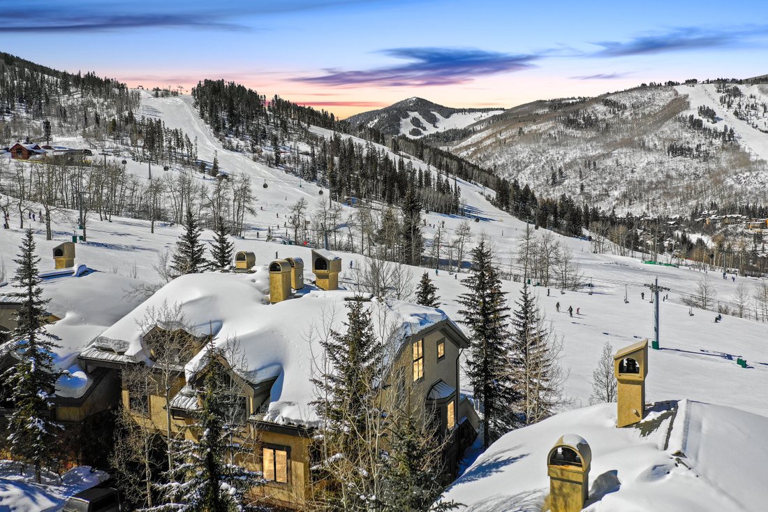 Greystone Townhome In Avon, Colorado, United States For Sale (12667473)