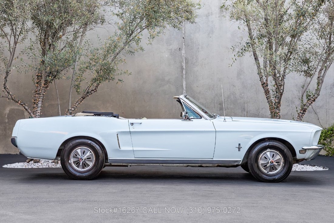 Ford Mustang in Los Angeles, CA 4 - 12710514
