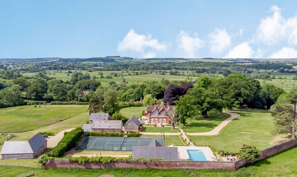 Alderbury Hill House In Salisbury, England, United Kingdom For Sale