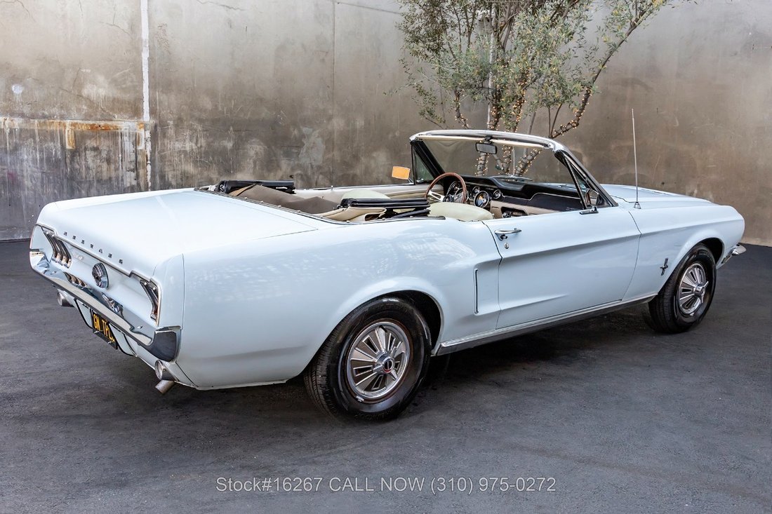 Ford Mustang in Los Angeles, CA 5 - 12710514