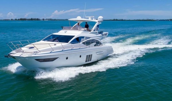 Yachts - 21 Azimut for sale on JamesEdition