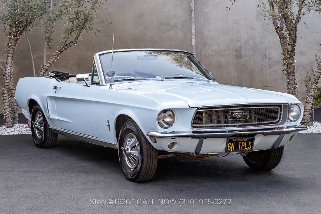 Ford Mustang in Los Angeles, CA 1 - 12710514