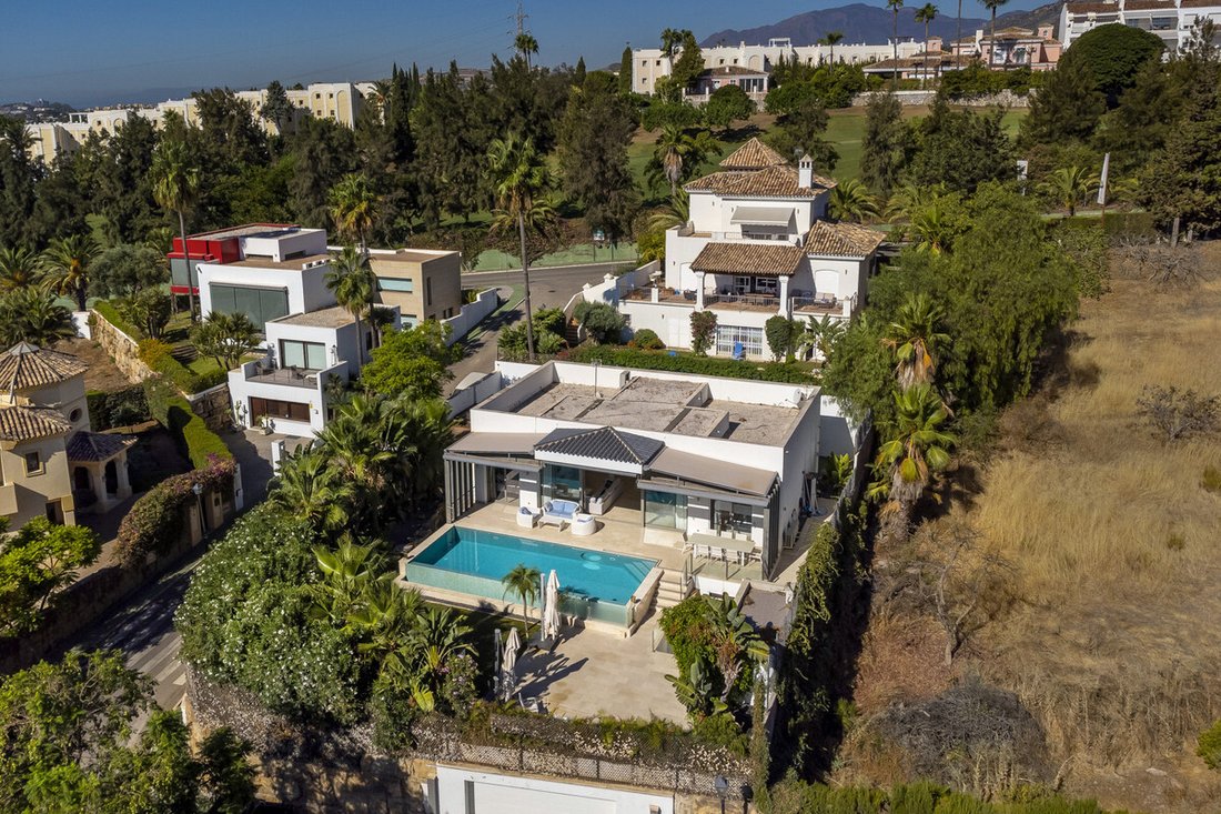 Villa Villa For Rent In La Quinta, Málaga In Málaga, Andalusien