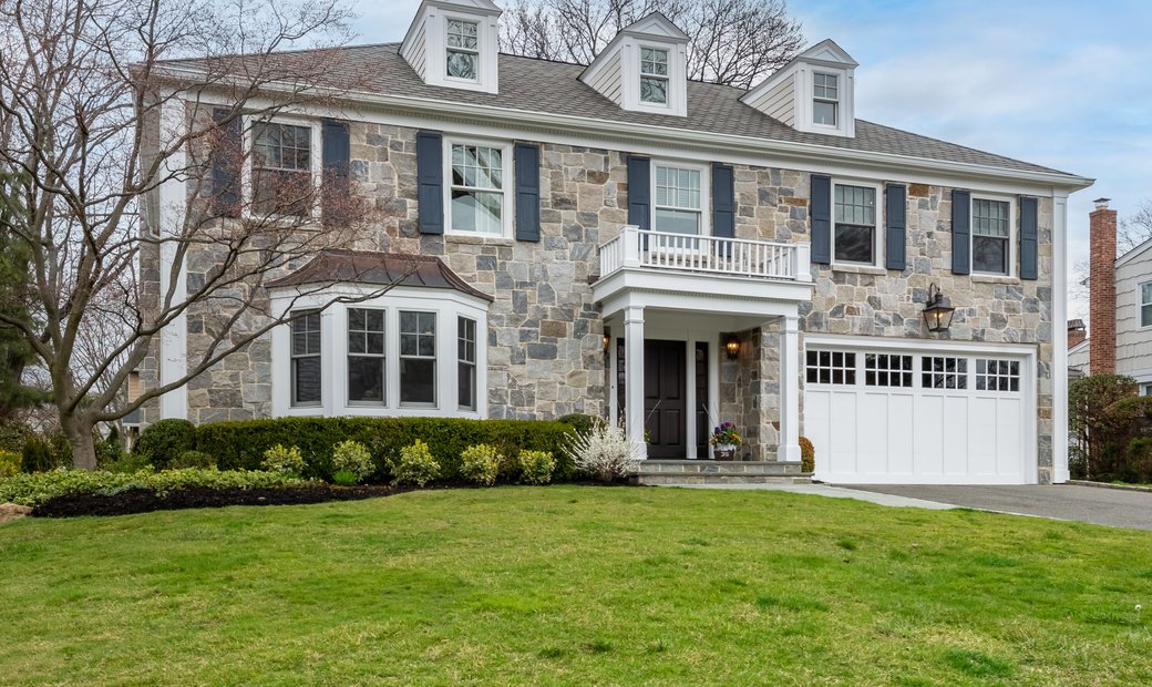 35 Colony Lane, Manhasset, Ny 11030 In Manhasset, New York, United