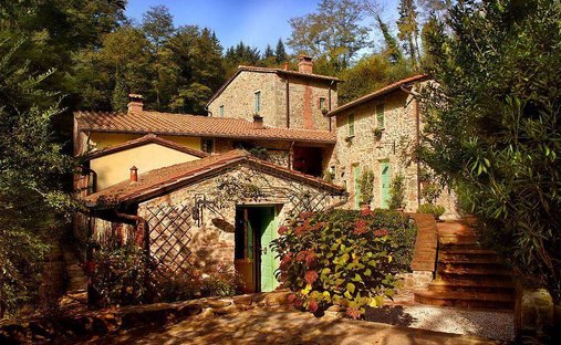 Country House in Borgo a Buggiano, Tuscany, Italy 1
