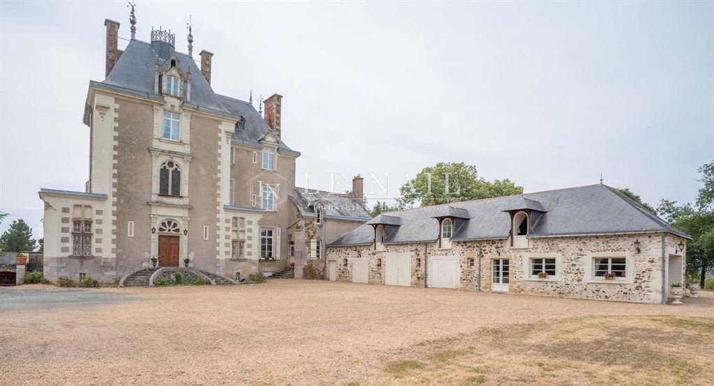 A Crown of Stone & Vine: 19th-Century Château Over the Layon’s Golden Slopes