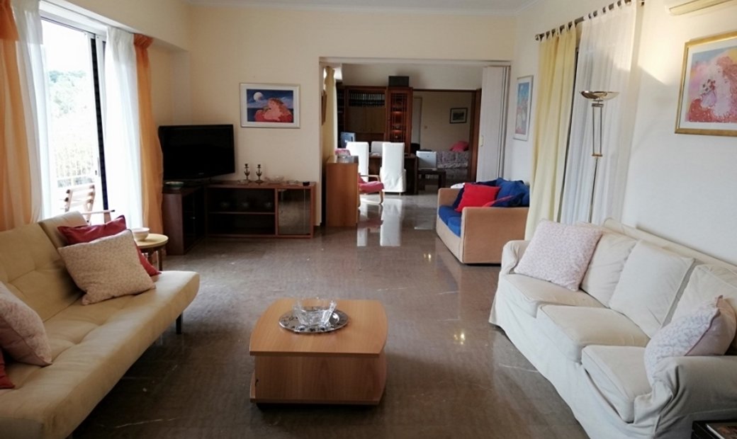 (For Rent) Residential Floor Apartment Athens Dans Kaisariani, Grèce
