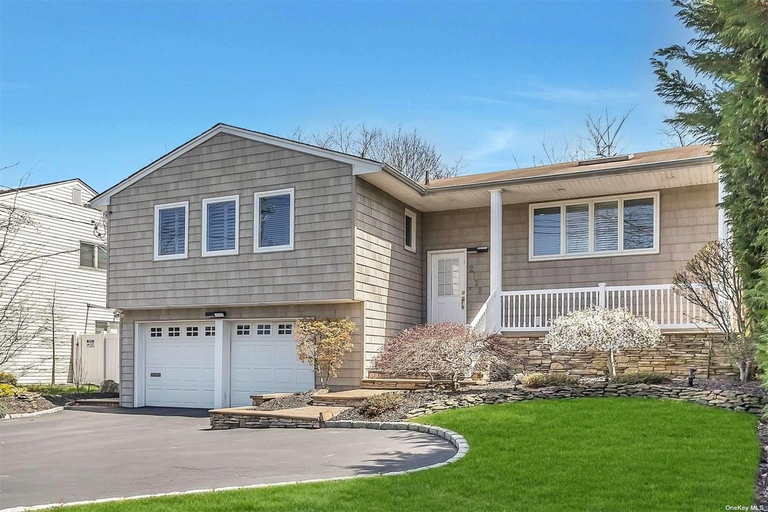 House Merrick In Merrick, Ny, United States For Sale (12722371)