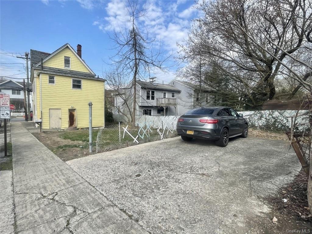 Dobbs Ferry, New York, United States 4 - 12721575