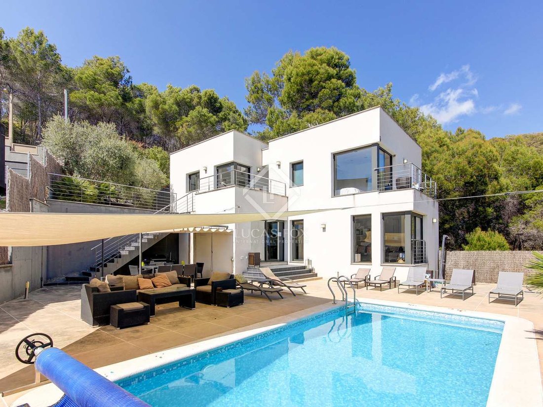 Olivella House / Villa In Barcelona, Spain For Sale (12722930)