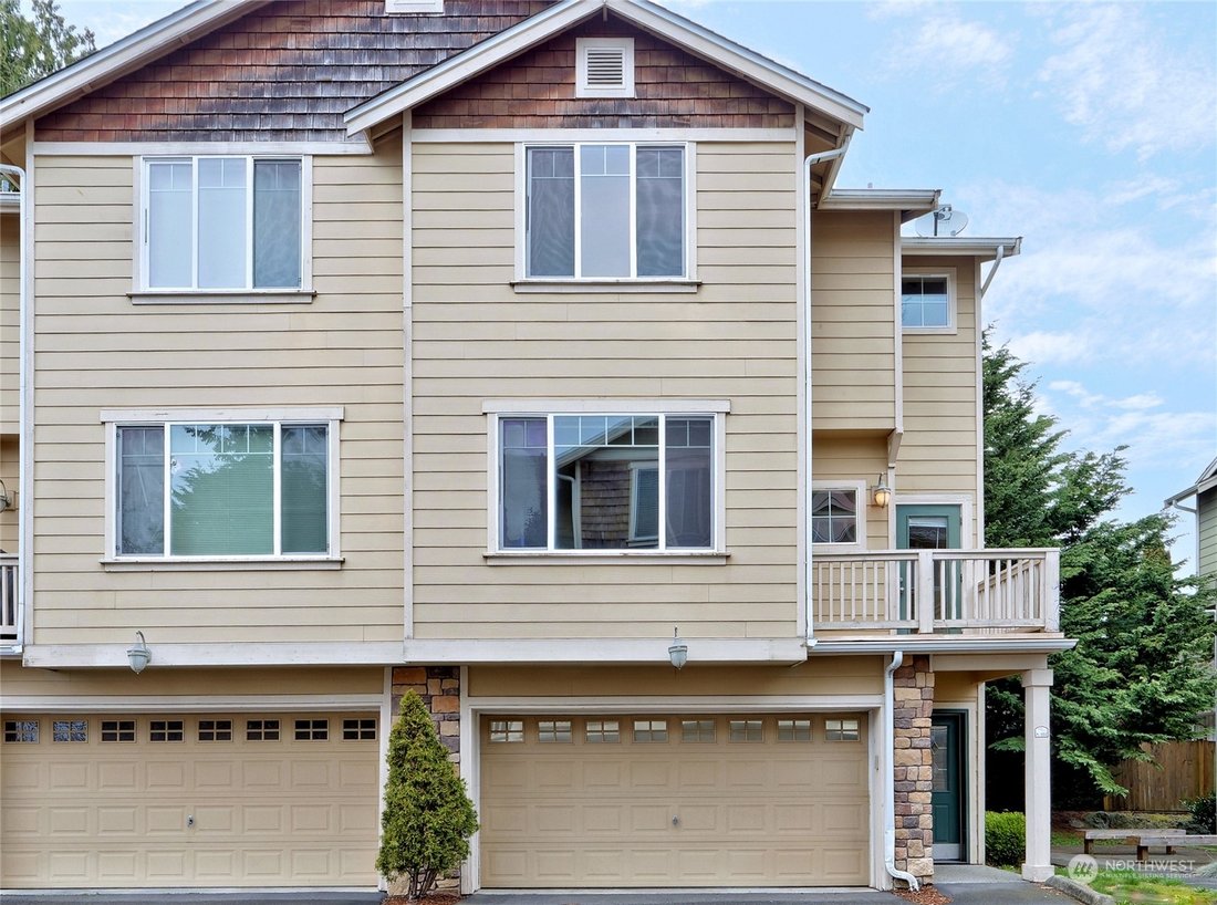 Condo For Sale In Everett In Everett, Washington, United States For