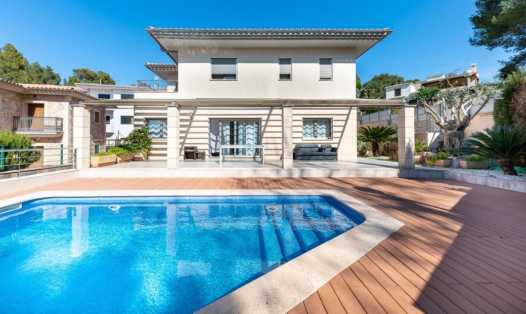 Bonaire Villa In Mal Pas Bon Aire, Balearic Islands, Spain For Sale