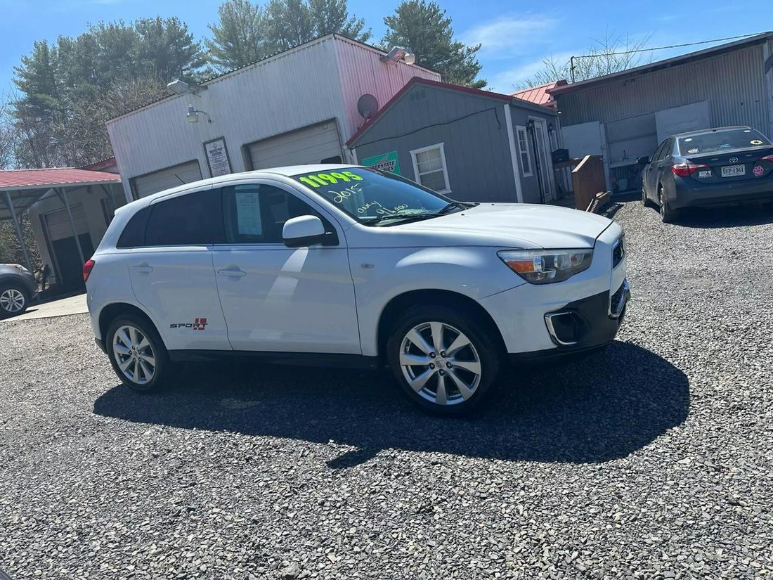 2015 Mitsubishi Outlander In Hillsville, Virginia, United States For