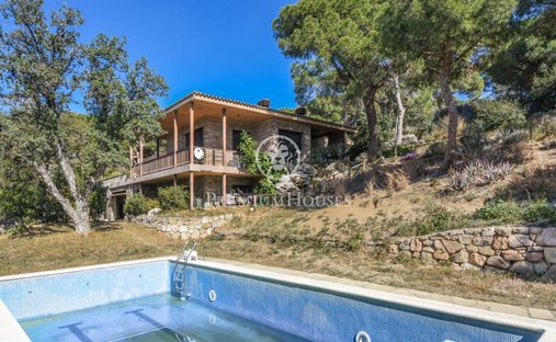 House in Cabrera de Mar, Catalonia, Spain 1