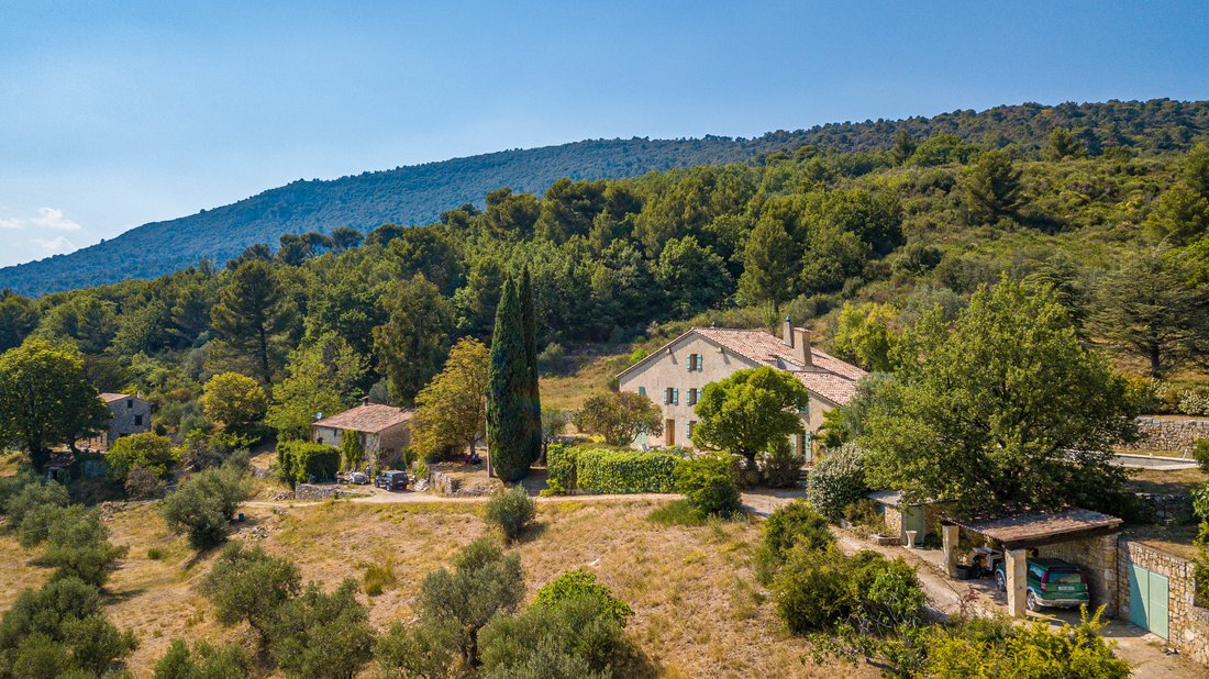 Le Rêve Provençal: A 7-Hectare Estate Crowned Above Seillans’ Golden Hills
