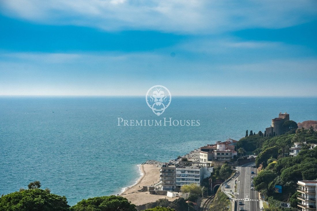House in Sant Pol de Mar, Catalonia, Spain 4 - 12726689
