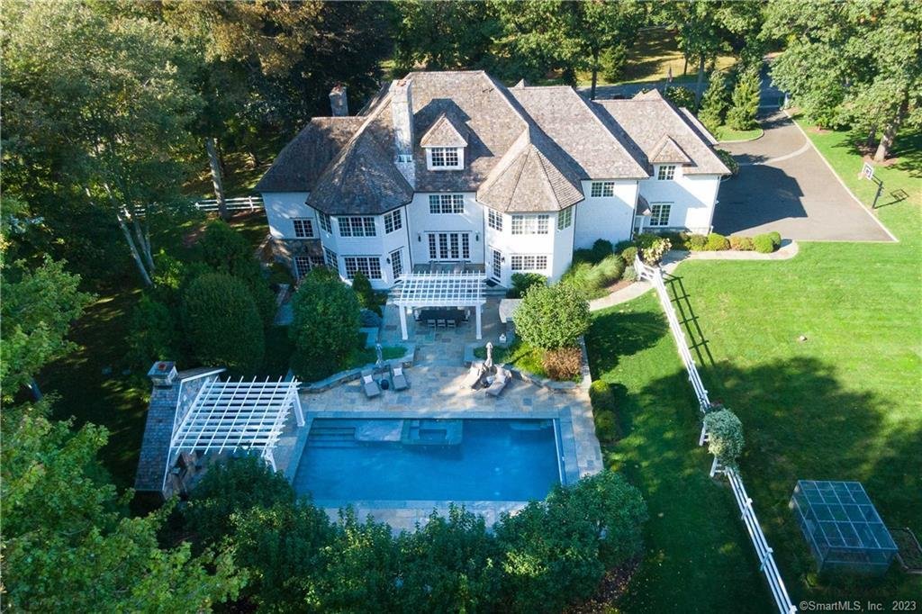 6 Bedrooms Single Family Detached In New Canaan, Connecticut, United States For Sale (12728561)