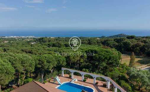 Villa in Barcelona, Catalonia, Spain 1
