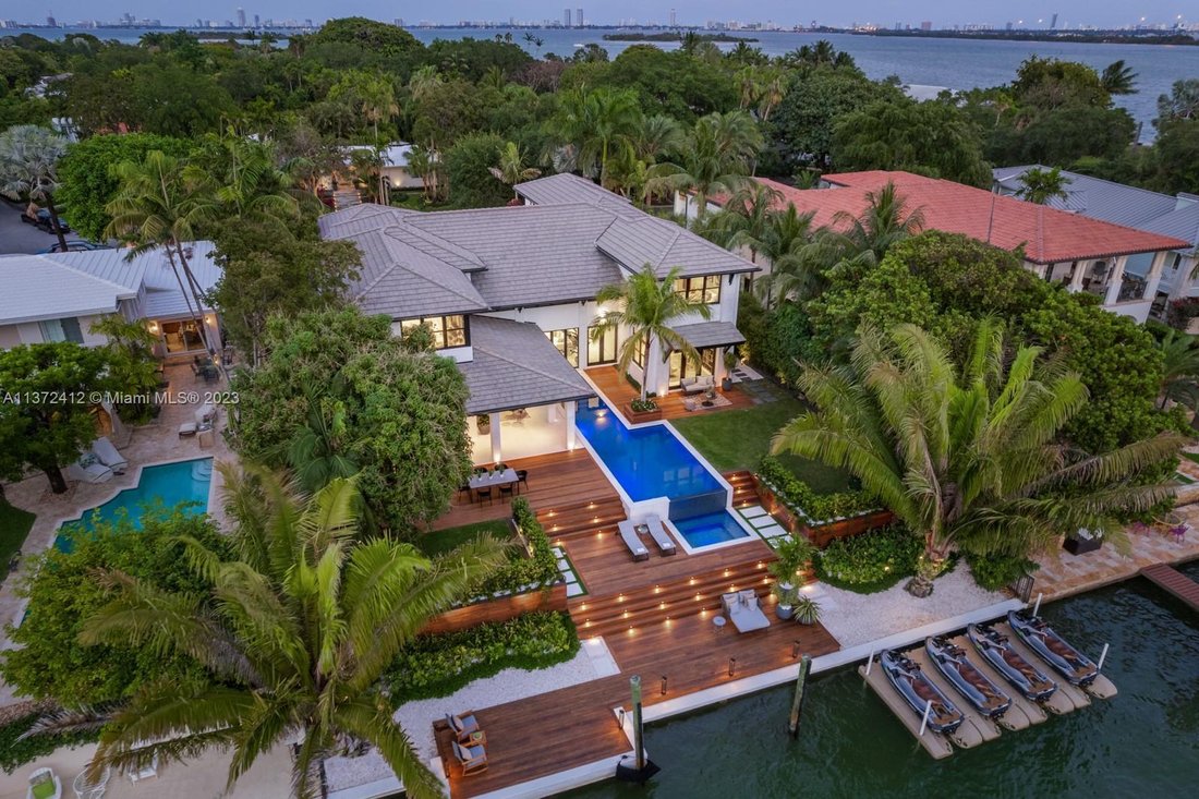 6-bedrooms-single-family-detached-in-miami-florida-united-states-for