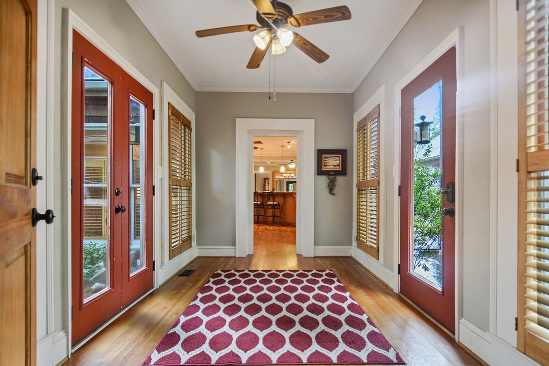 One Of A Kind One Bedroom Duplex In Atlanta, United States For