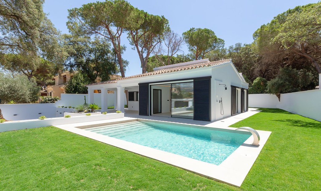 Detached Villa In Elviria In Marbella, Andalusia, Spain For Sale (12730487)