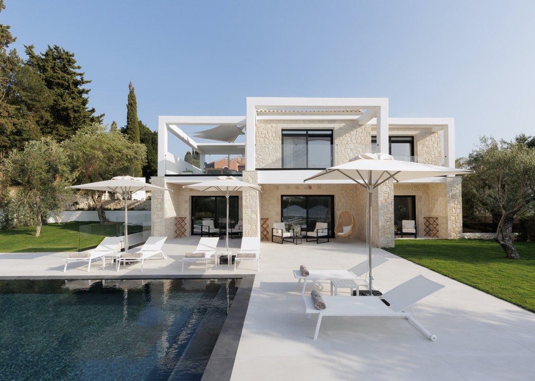 Villa in Corfu, Peloponnese, Western Greece and the Ionian, Greece 2 - 12732921