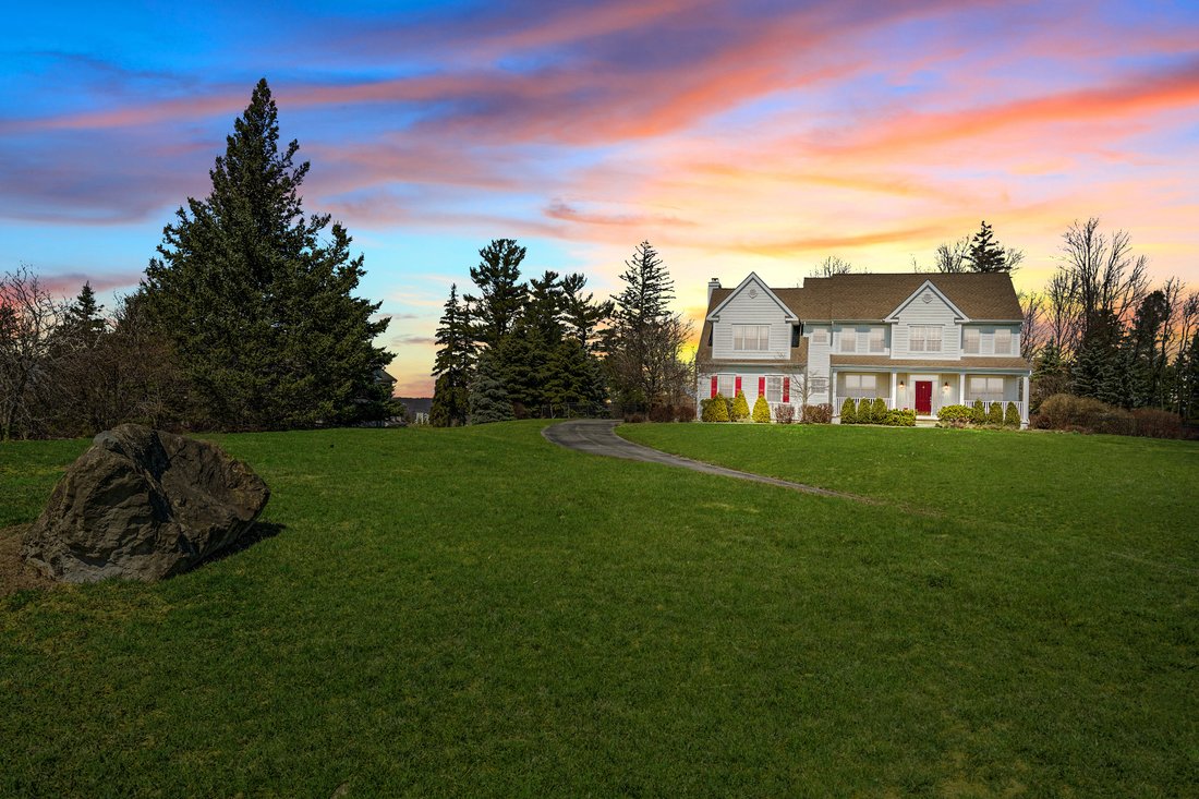 The Best Of Mansion Ridge In Monroe, New York, United States For Sale