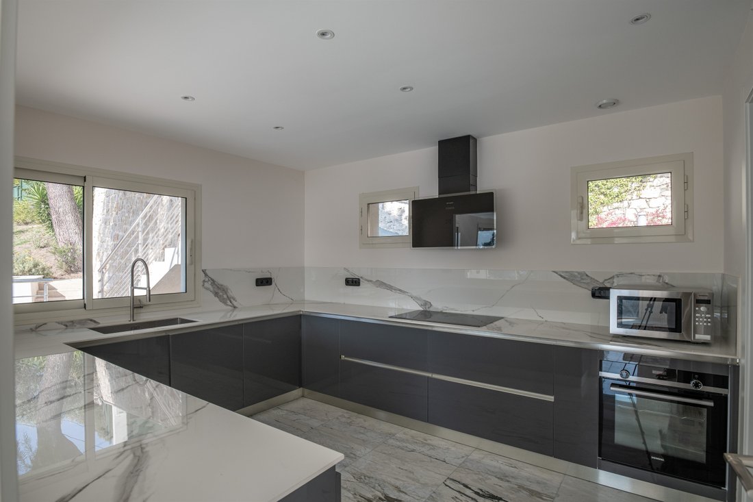 House in Roquebrune-Cap-Martin, Provence-Alpes-Côte d'Azur, France 5 - 12729379