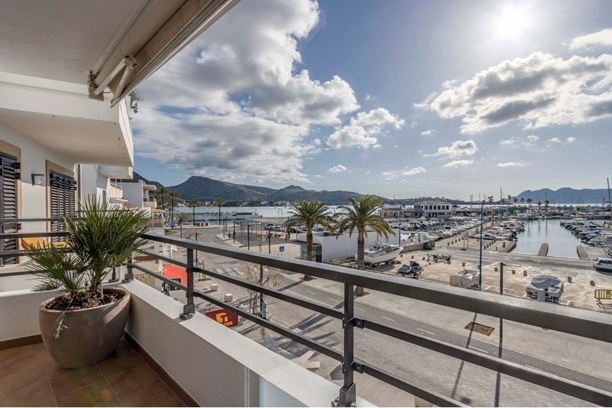 Puerto Pollensa Apartment In Pollença, Balearic Islands, Spain For Sale