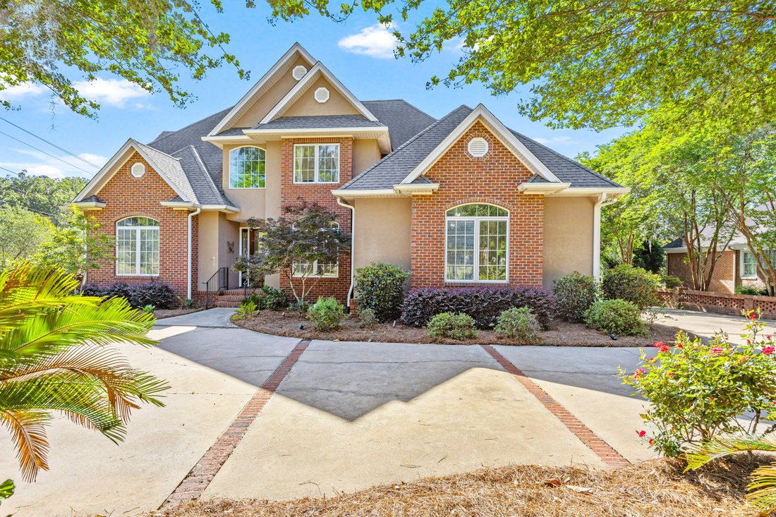 4 Bedrooms Single Family Detached In Thomasville, United