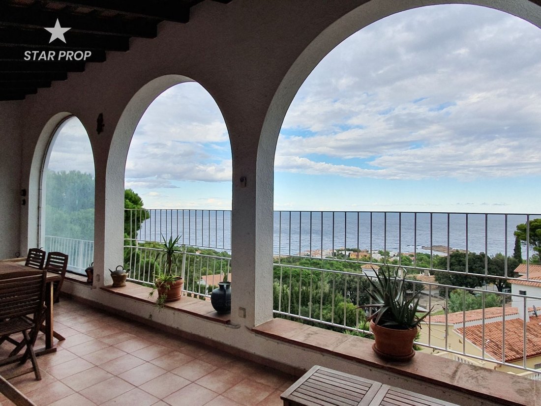 Villa in Llanca, Catalonia, Spain 1 - 12733597