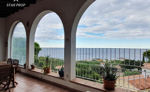 Villa à Llanca, Catalogne, Espagne 1