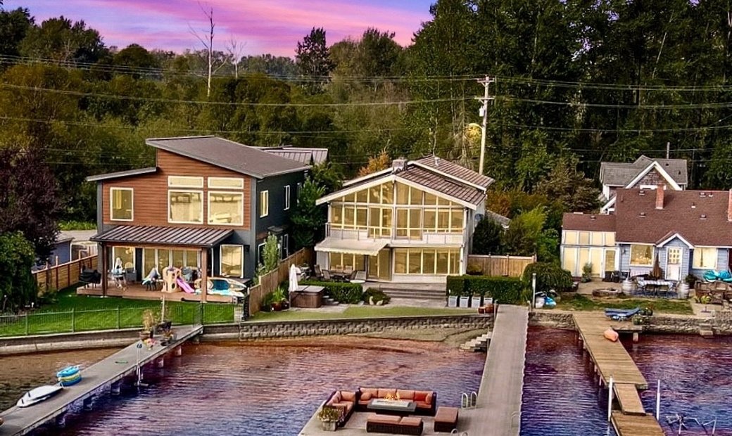 Outstanding Lake Stevens Waterfront In Lake Stevens, Washington, United