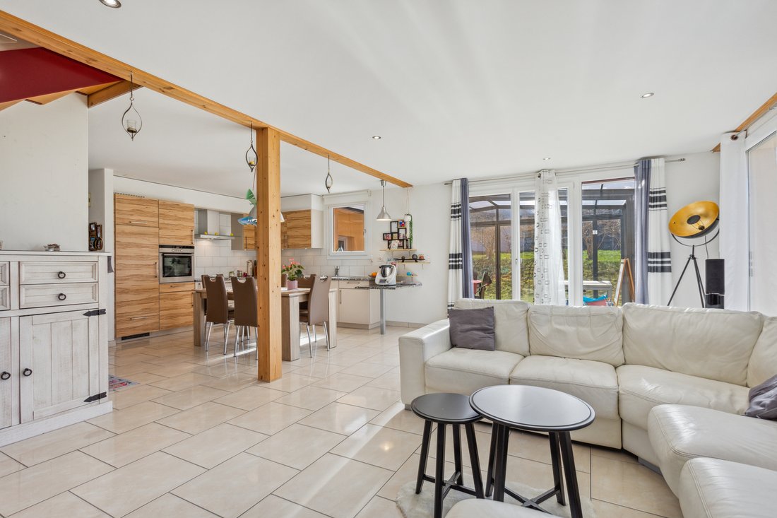 Superb Semi Detached House With In La Chaux De Fonds, Neuchâtel, Switzerland For Sale (12728759)