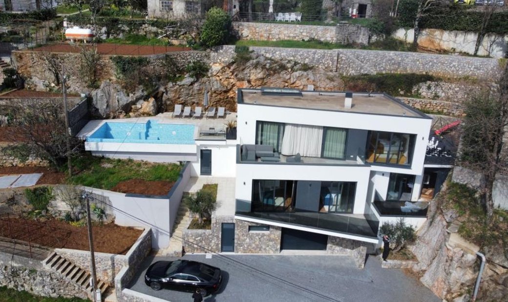 Villa For Sale In Opatija, In Opatija, Primorje Gorski Kotar County