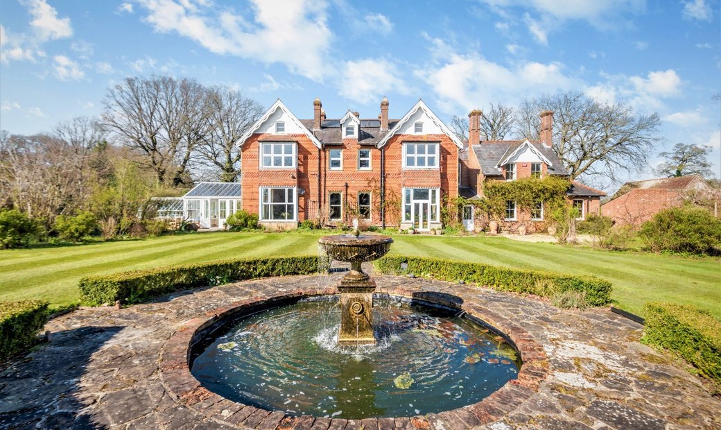 Danefold House In Partridge Green, England, United Kingdom For Sale